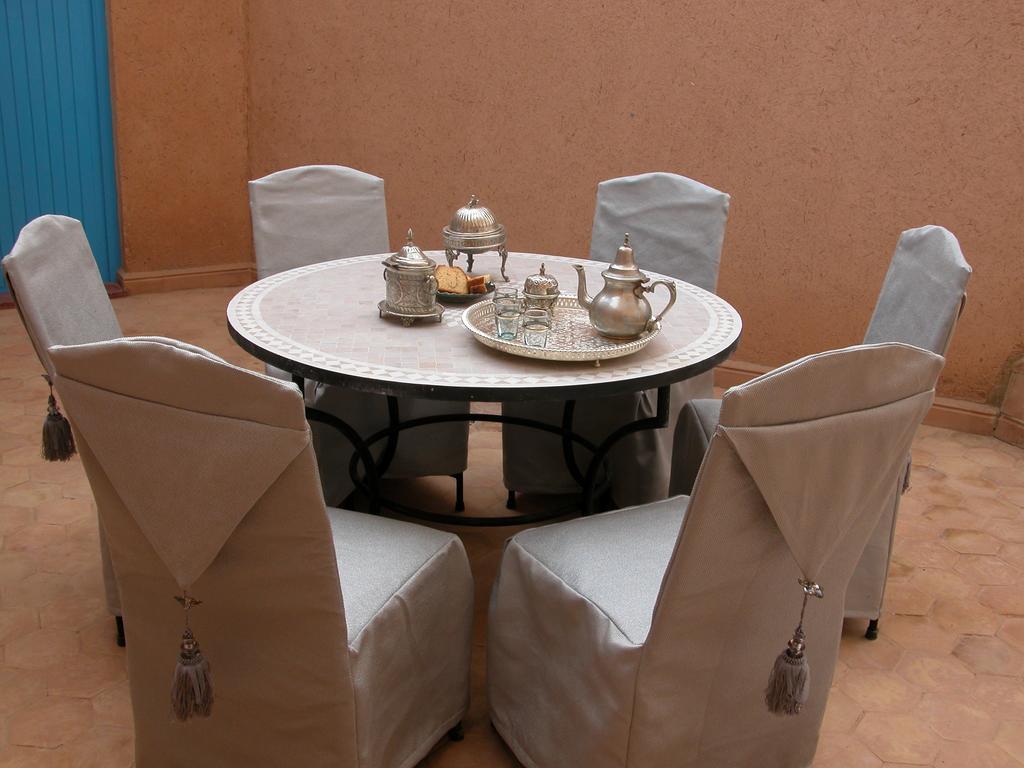 Kasbah Iswan Bed and Breakfast Kelaat-M'Gouna Eksteriør billede
