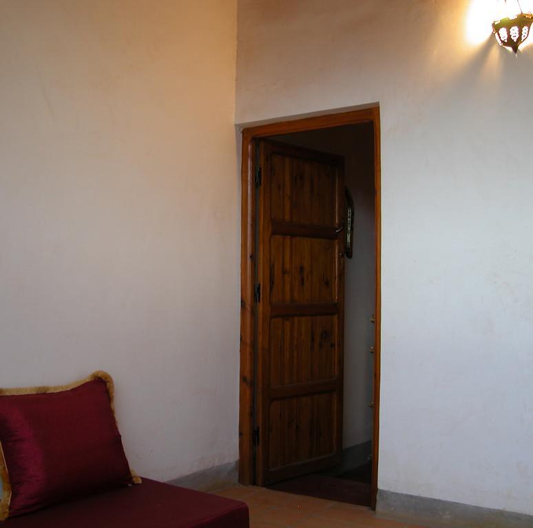Kasbah Iswan Bed and Breakfast Kelaat-M'Gouna Eksteriør billede